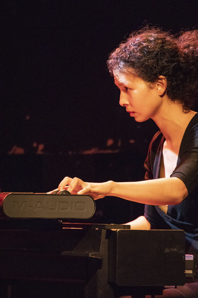 Aria Primitiva - Nadia Ratsimandresy - Porgy